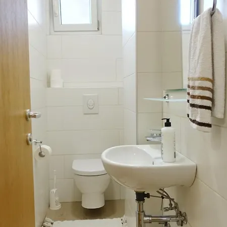 Daire Jc10 3 Bedroom, Free Parking, 73sqm