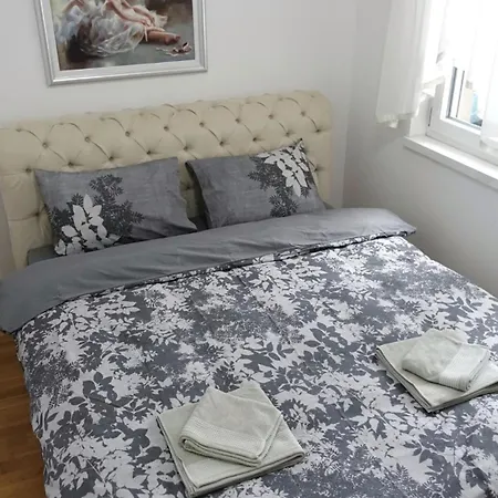 Jc10 3 Bedroom, Free Parking, 73sqm