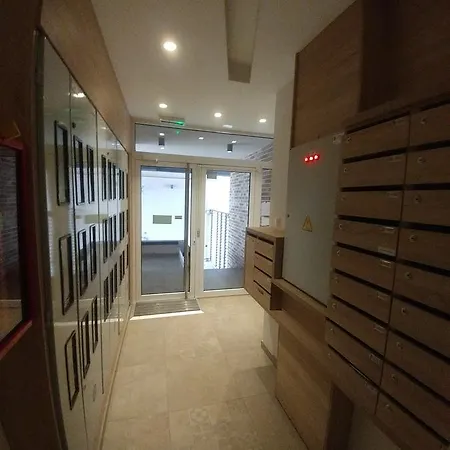 Jc10 3 Bedroom, Free Parking, 73sqm Daire