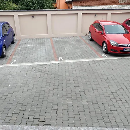 Daire Jc10 3 Bedroom, Free Parking, 73sqm Novi Sad