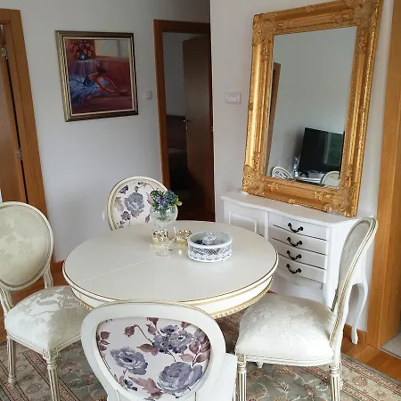 Jc10 3 Bedroom, Free Parking, 73sqm Daire