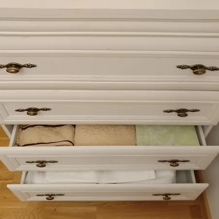 Jc10 3 Bedroom, Free Parking, 73sqm Daire *